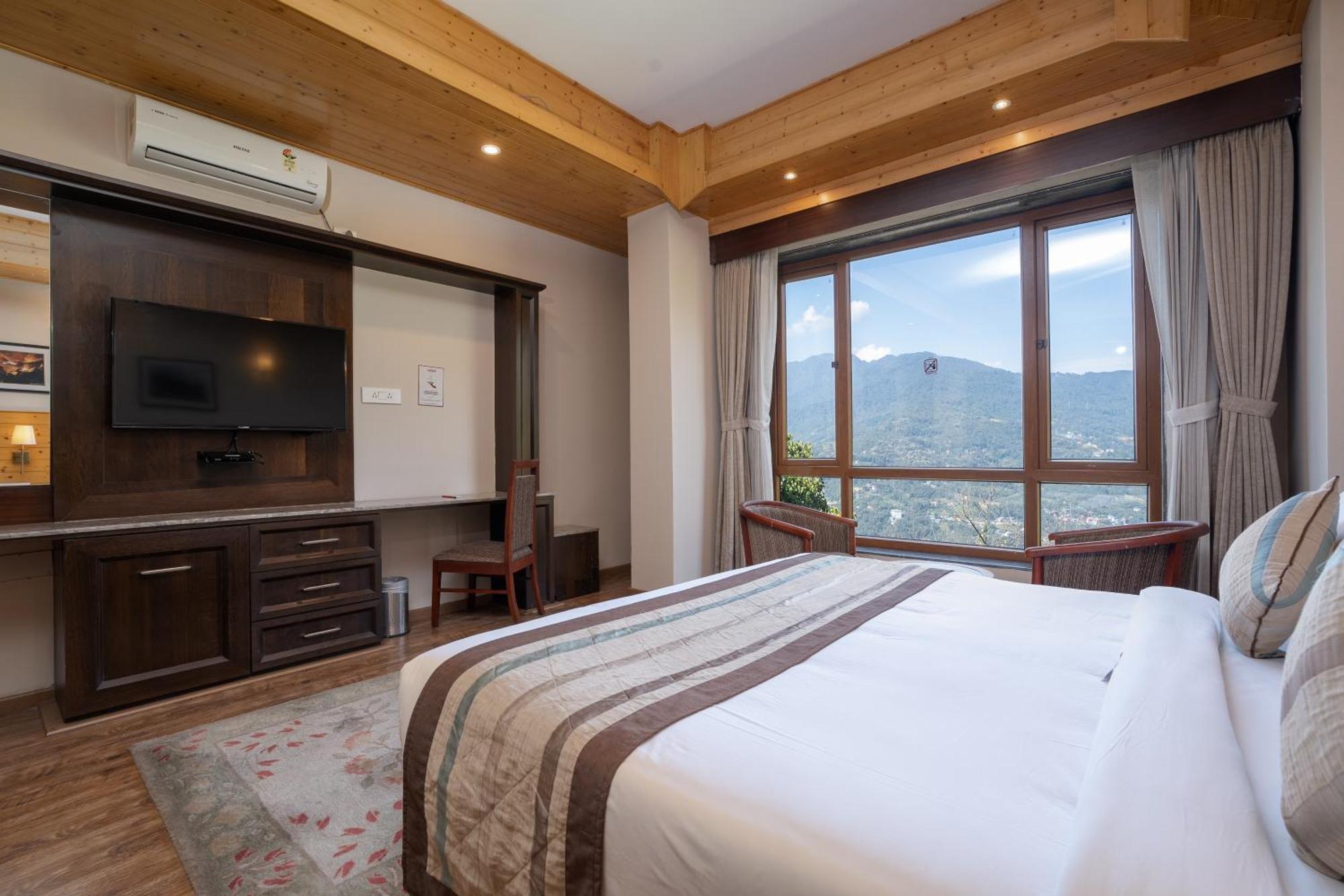Summit Alpine Abode Hotel 5 Mins From Mg Marg 강토크 외부 사진